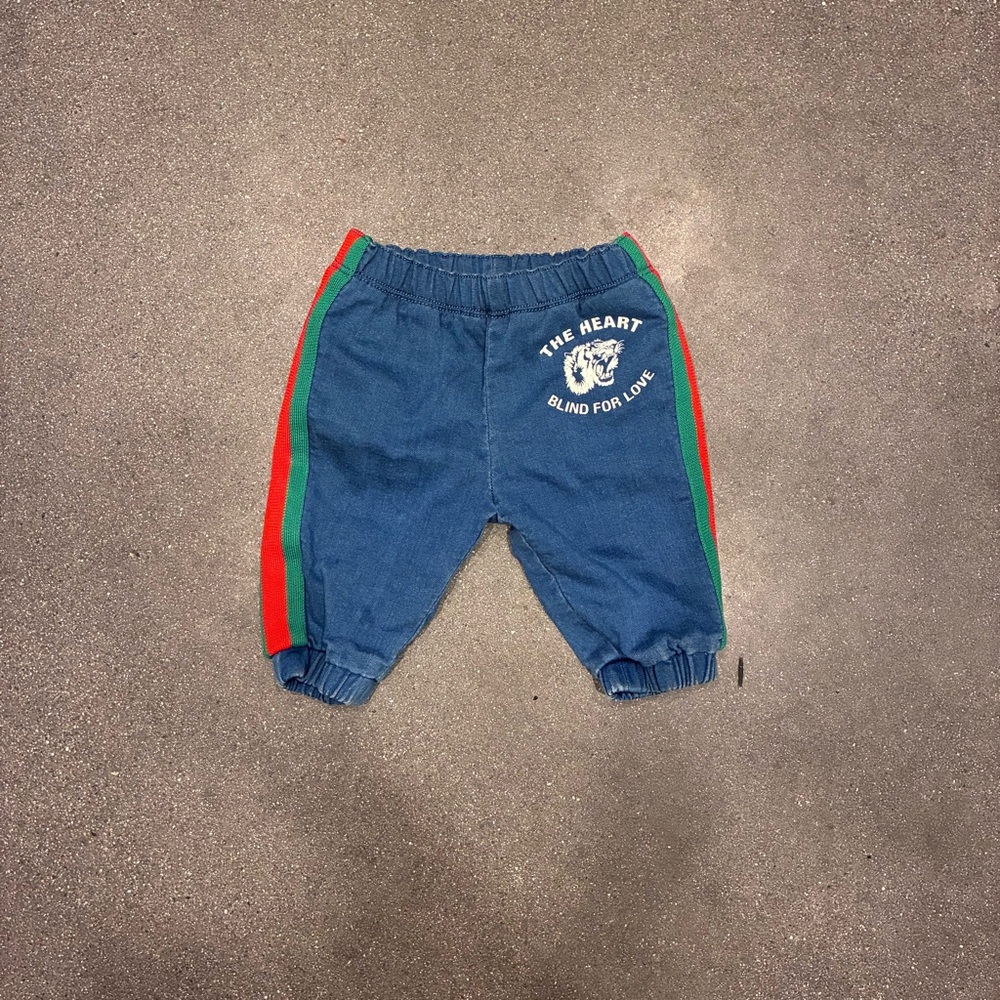 Gucci Baby 3-6 months Jeans Joggers Blind for Love Red and Green Stripes